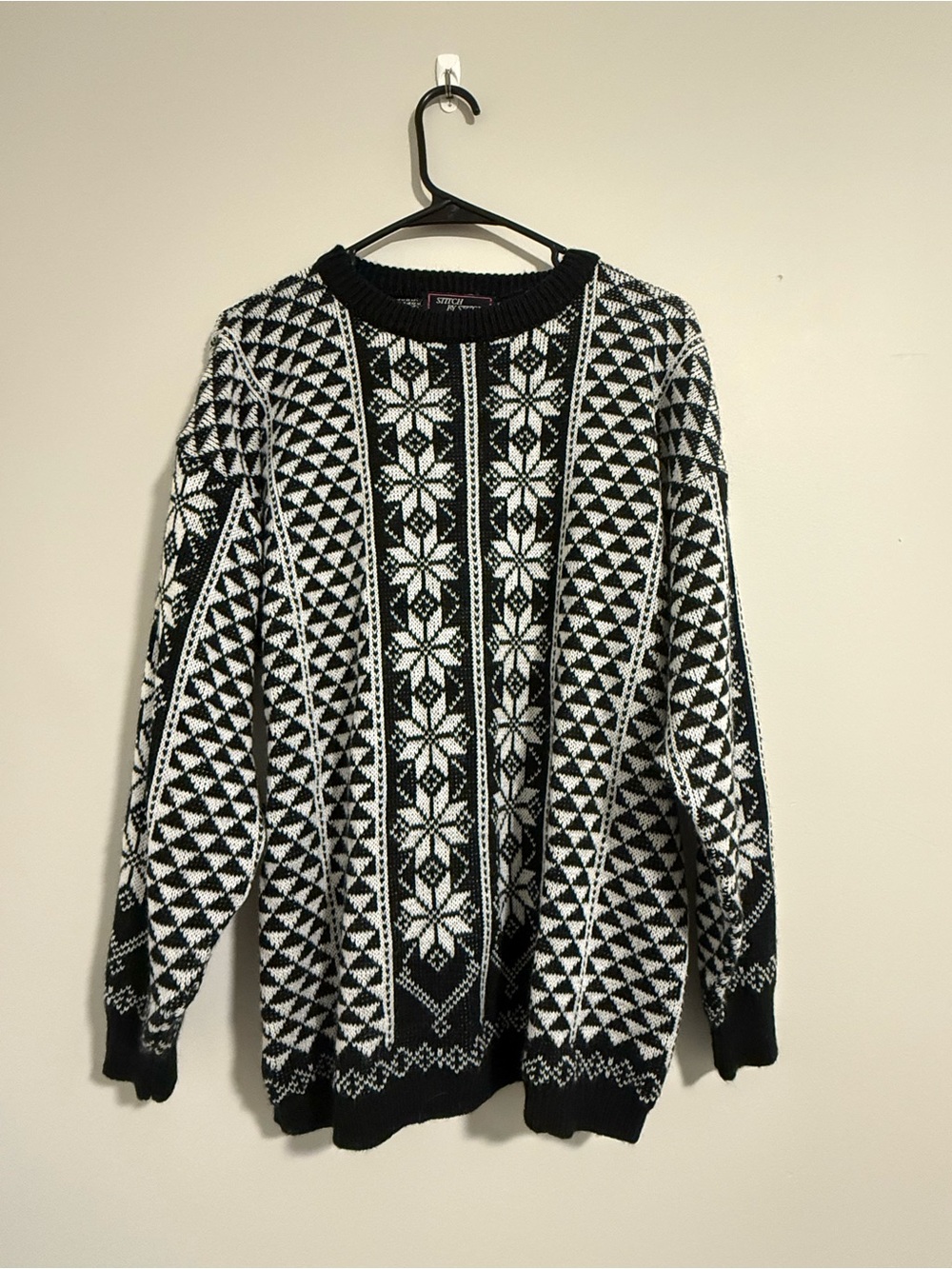 Black & White Stitch by Stitch Crewneck Sweater - Women